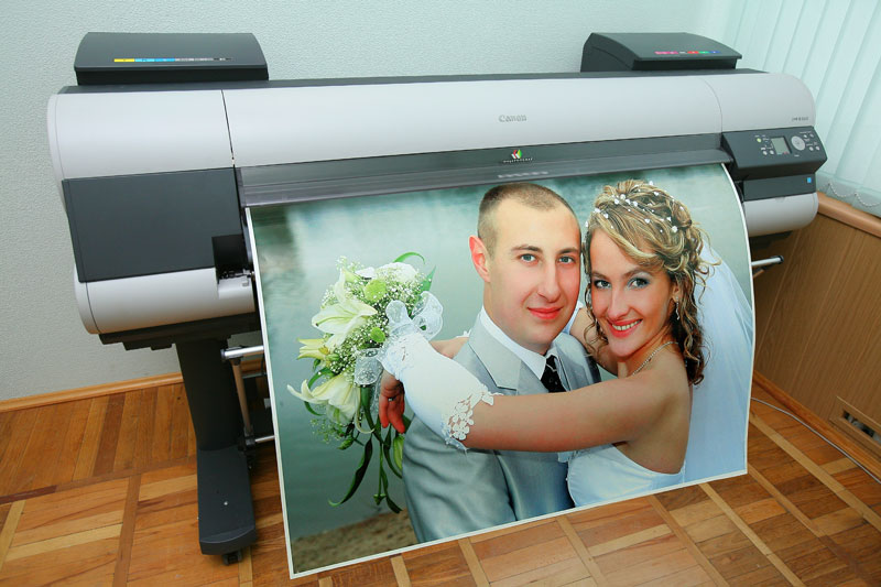 http://pechatnyydvor.ru/images/plakaty-afishi/printer.jpg